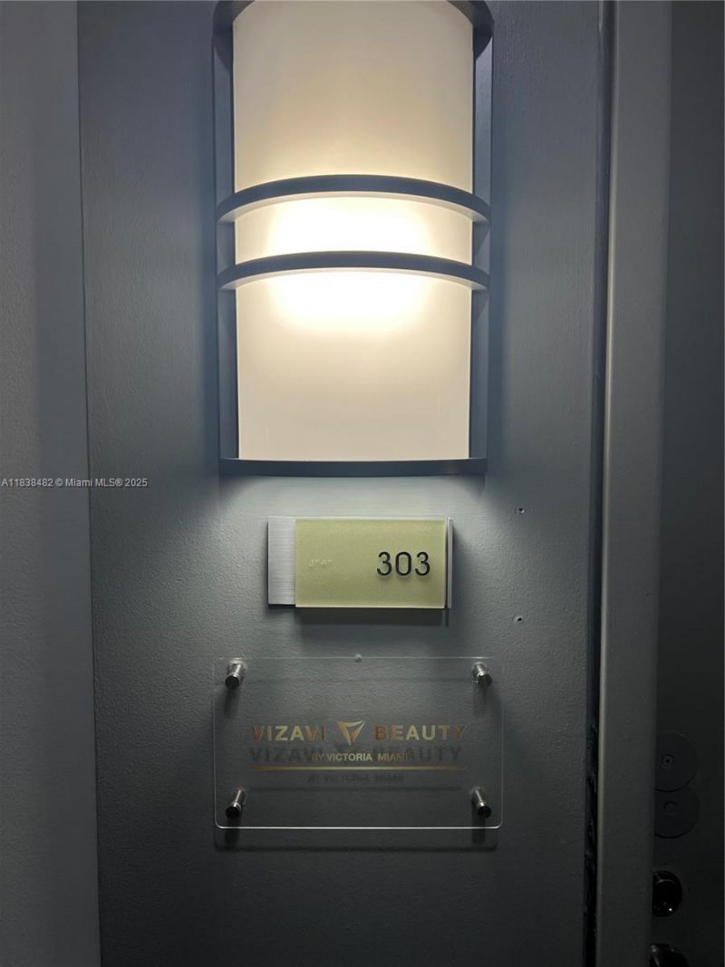 3250 NE 1st Ave, Unit 303, Miami, FL 33137 Photo
