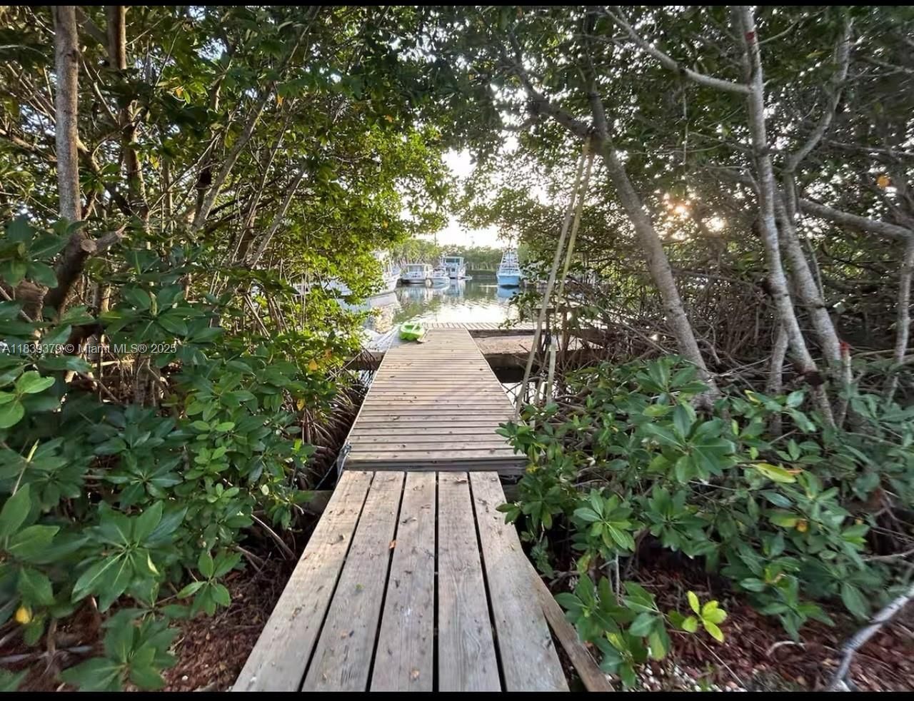 350 Hazel St, Unit 350, Key Largo, FL 33037 Photo