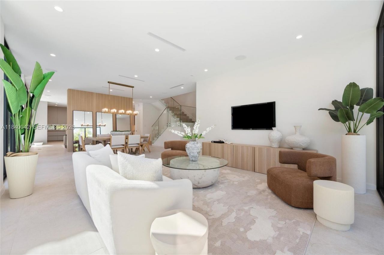 7965 SW 53rd Ave, Miami, FL 33143 Photo