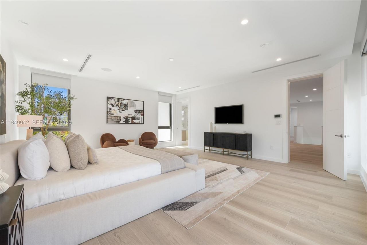 7965 SW 53rd Ave, Miami, FL 33143 Photo