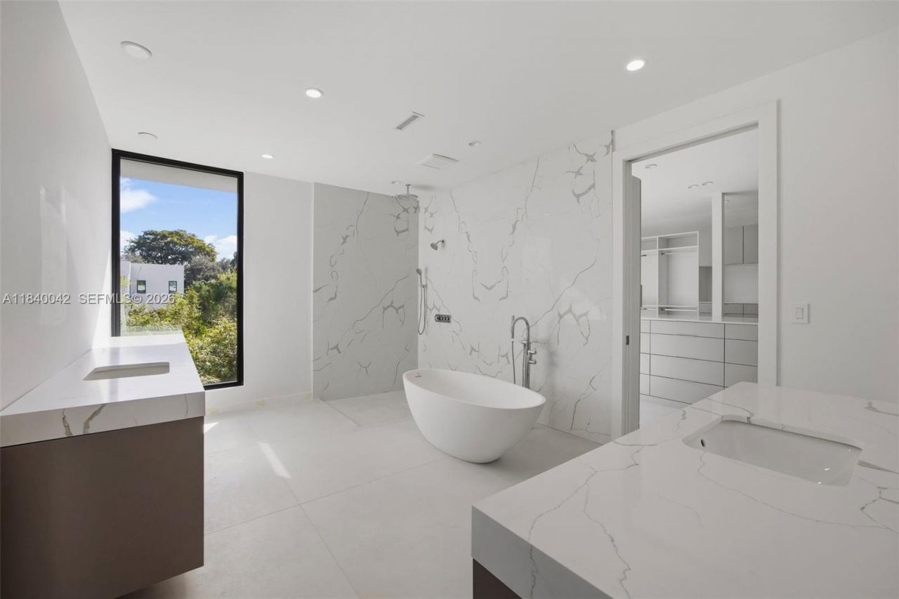 7965 SW 53rd Ave, Miami, FL 33143 Photo