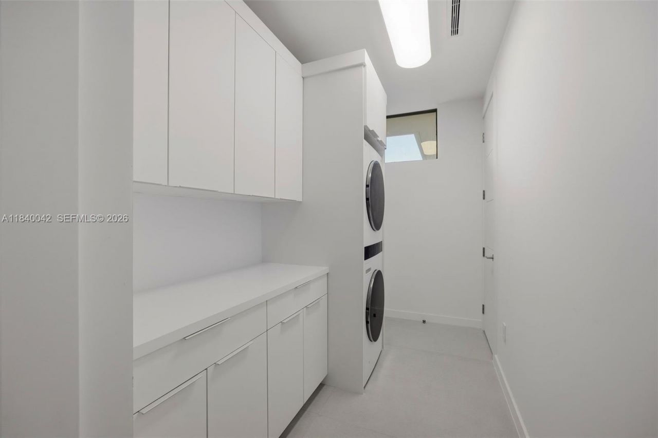 7965 SW 53rd Ave, Miami, FL 33143 Photo