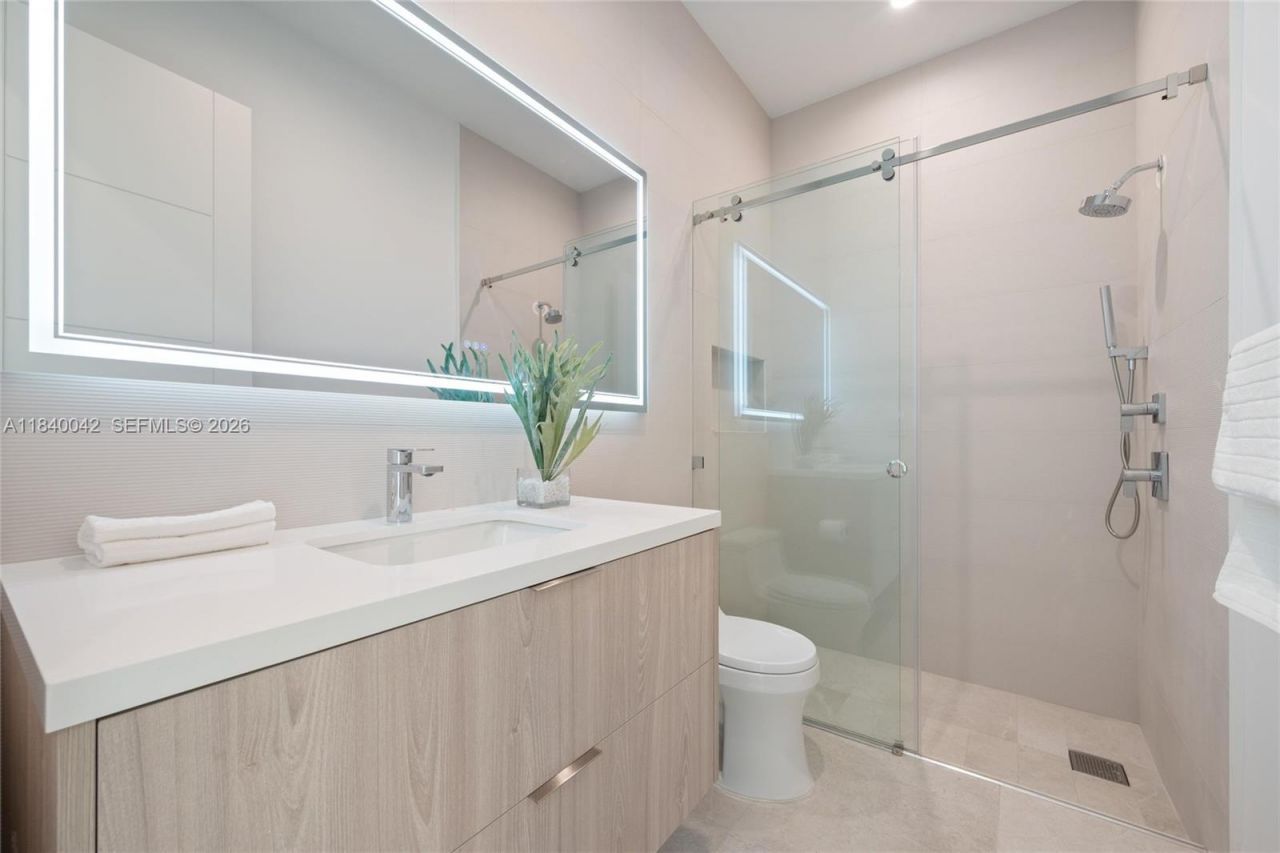 7965 SW 53rd Ave, Miami, FL 33143 Photo