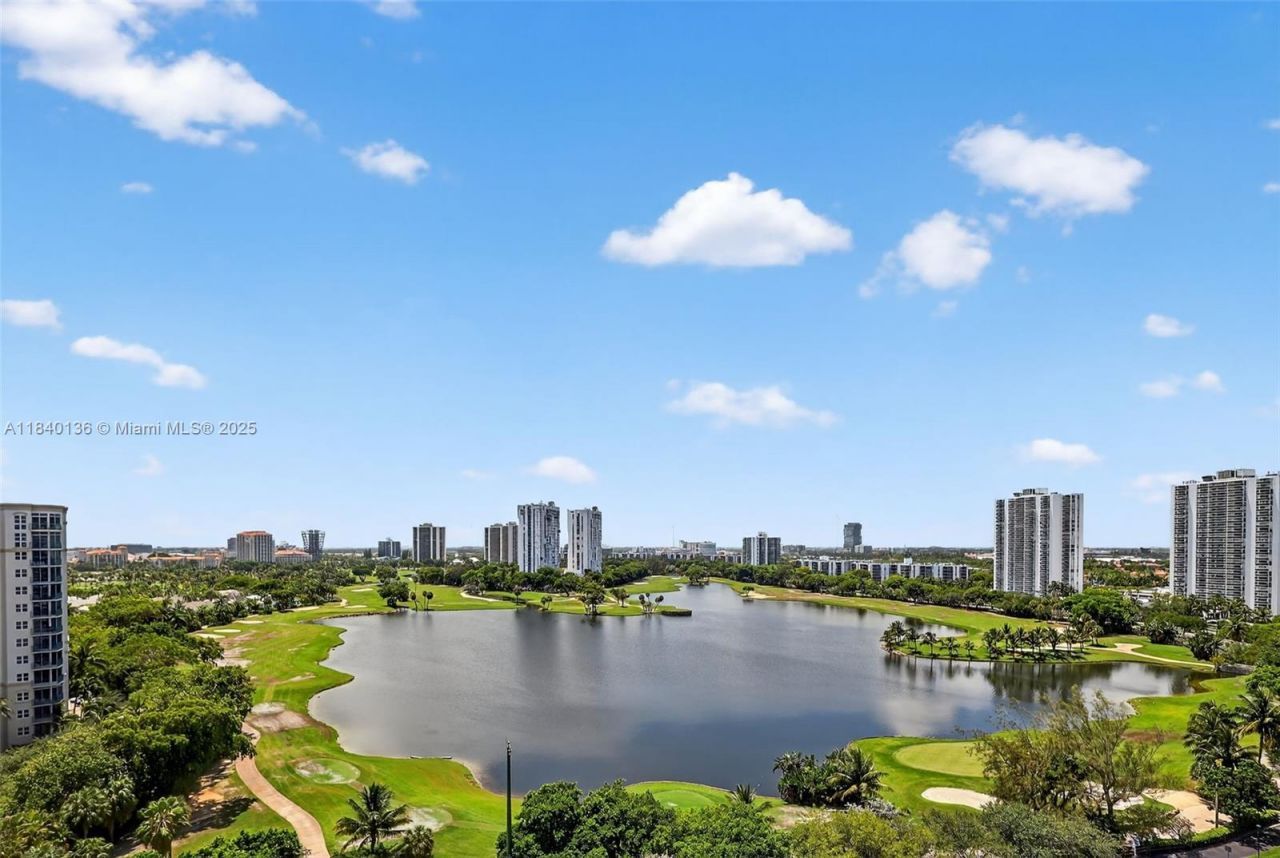 20185 E Country Club Dr, Unit 1405, Aventura, FL 33180 Photo