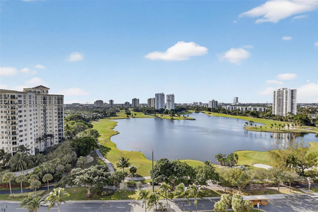 20185 E Country Club Dr, Unit 1405, Aventura, FL 33180 Photo