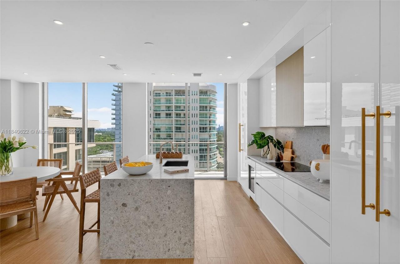 2655 S Bayshore Dr, Unit 1401, Miami, FL 33133 Photo