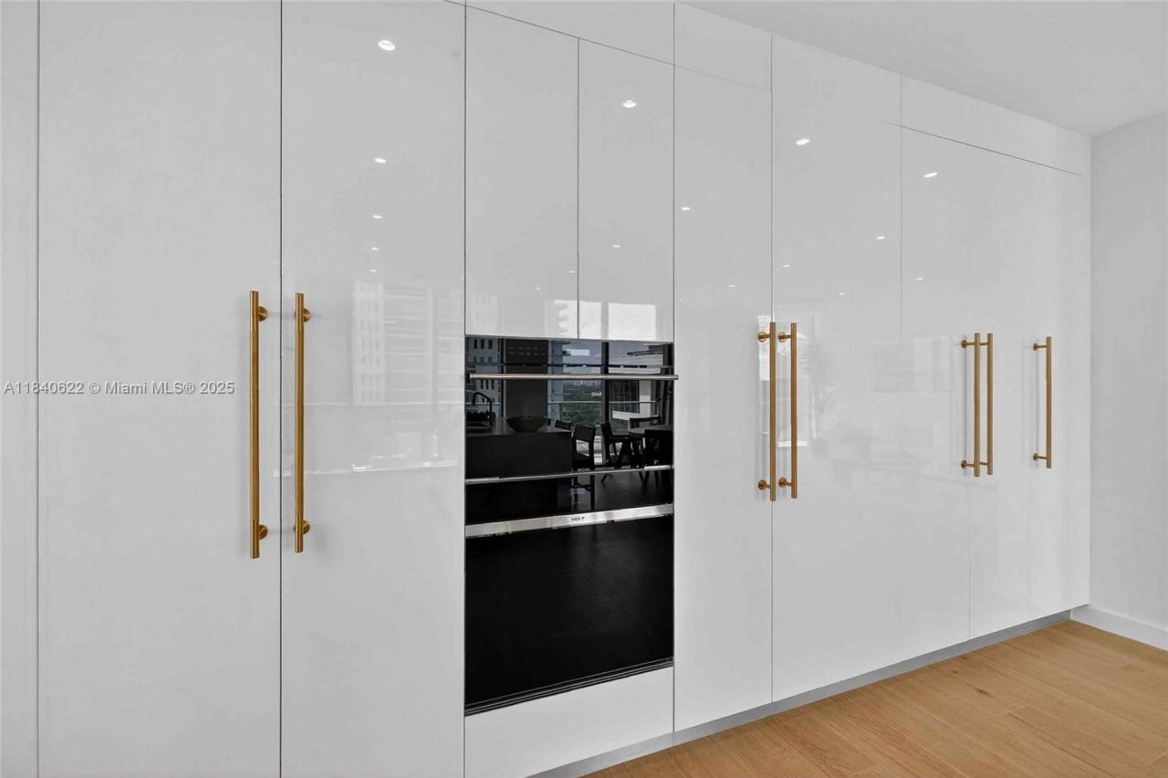 2655 S Bayshore Dr, Unit 1401, Miami, FL 33133 Photo