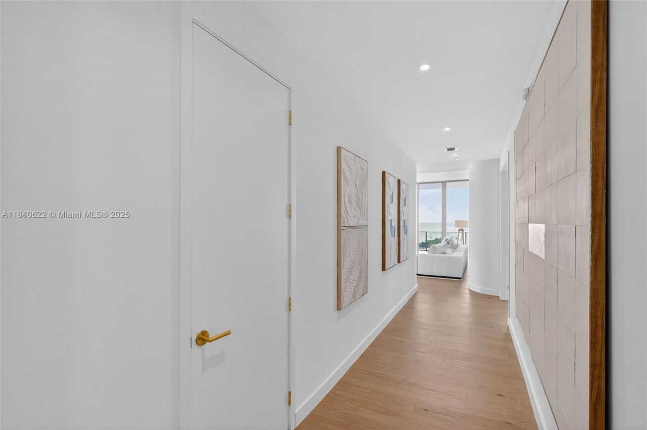 2655 S Bayshore Dr, Unit 1401, Miami, FL 33133 Photo