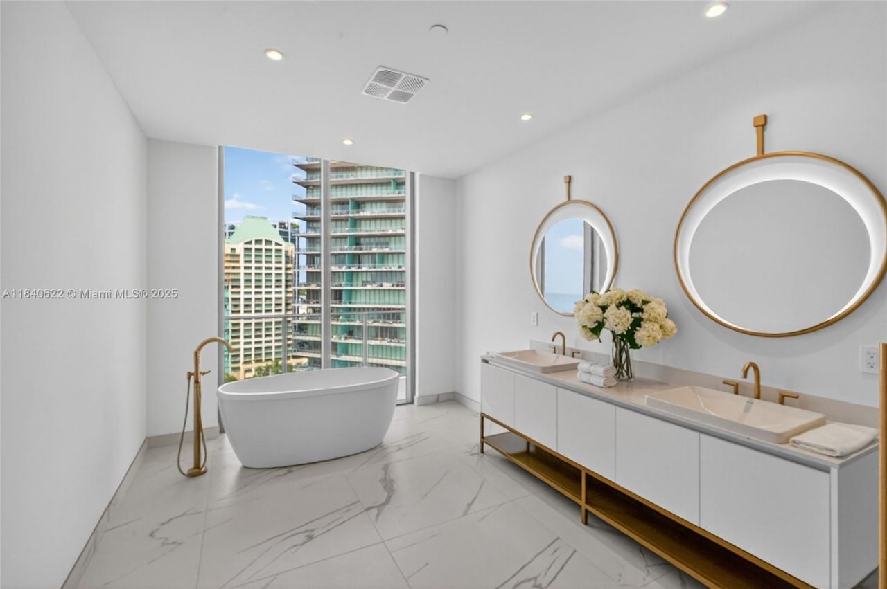 2655 S Bayshore Dr, Unit 1401, Miami, FL 33133 Photo