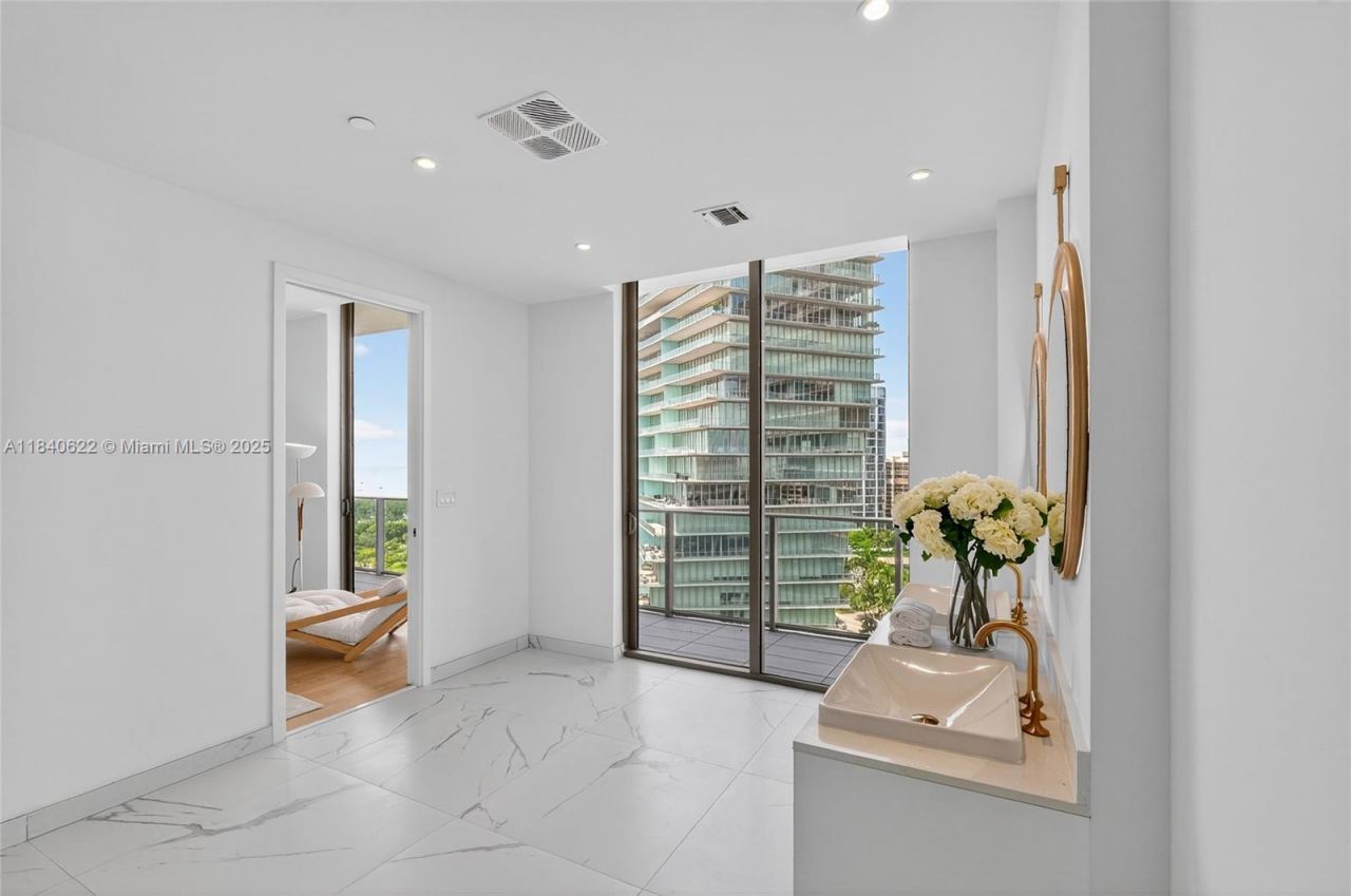 2655 S Bayshore Dr, Unit 1401, Miami, FL 33133 Photo