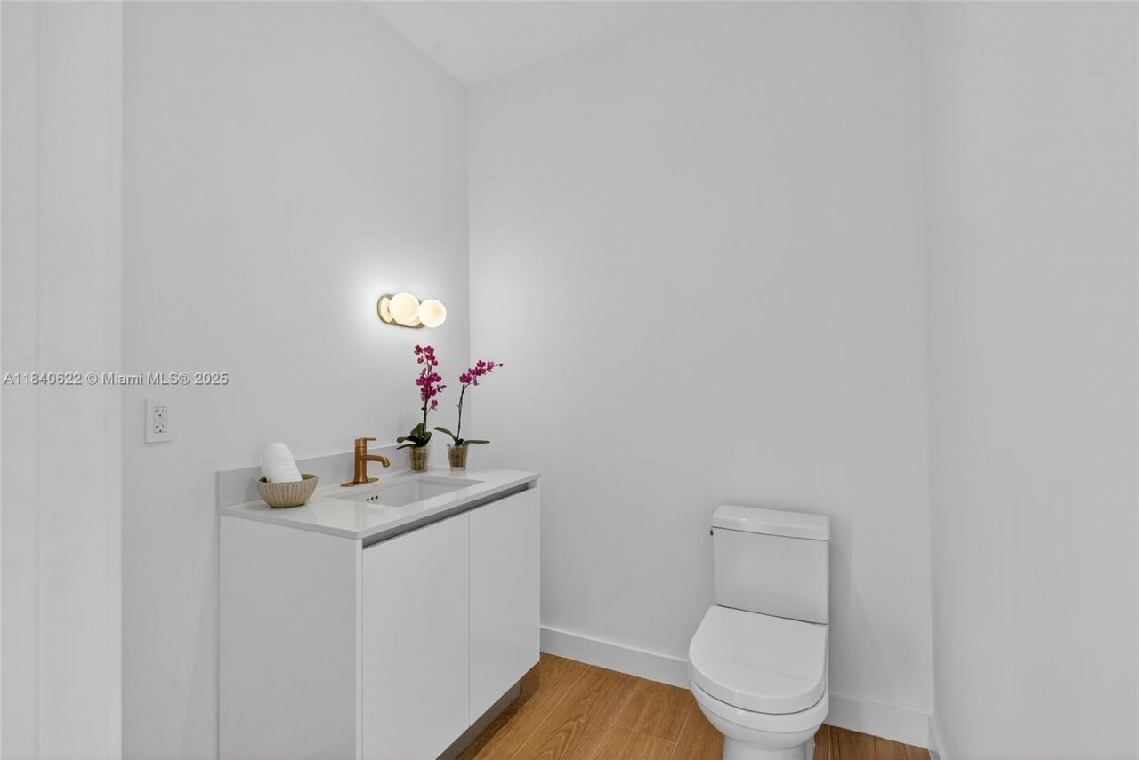 2655 S Bayshore Dr, Unit 1401, Miami, FL 33133 Photo