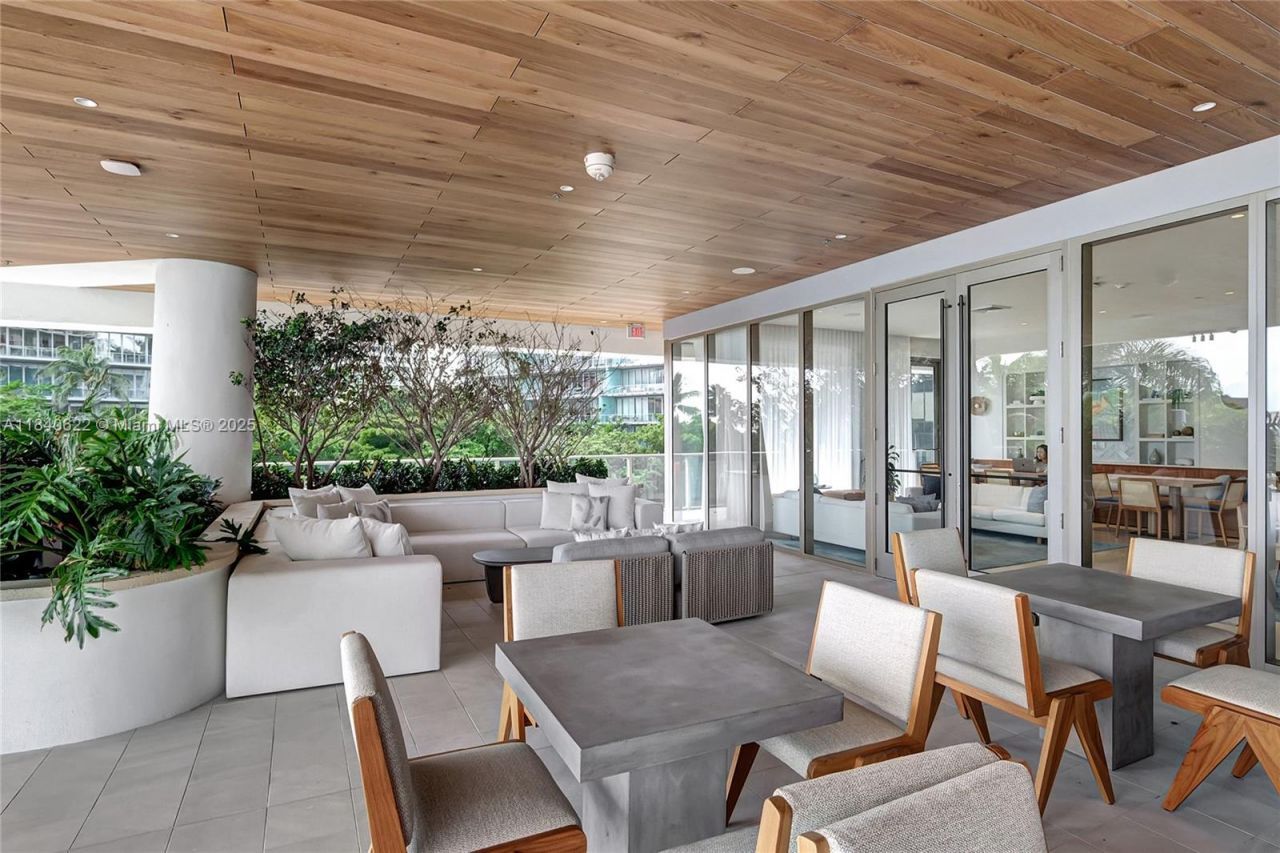 2655 S Bayshore Dr, Unit 1401, Miami, FL 33133 Photo