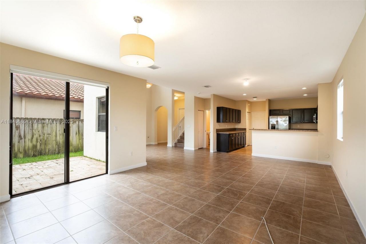 423 SE 33rd Ter, Homestead, FL 33033 Photo