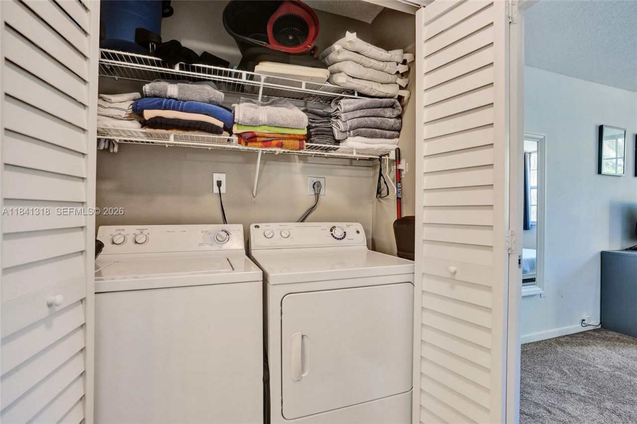 19701 E Country Club Dr, Unit 5306, Aventura, FL 33180 Photo