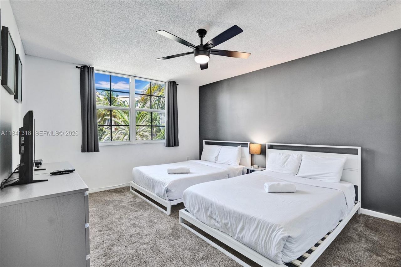 19701 E Country Club Dr, Unit 5306, Aventura, FL 33180 Photo