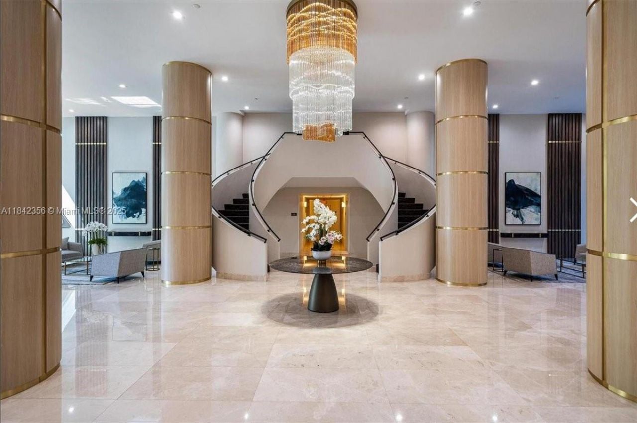 3500 Mystic Pointe Dr, Unit 2101, Aventura, FL 33180 Photo