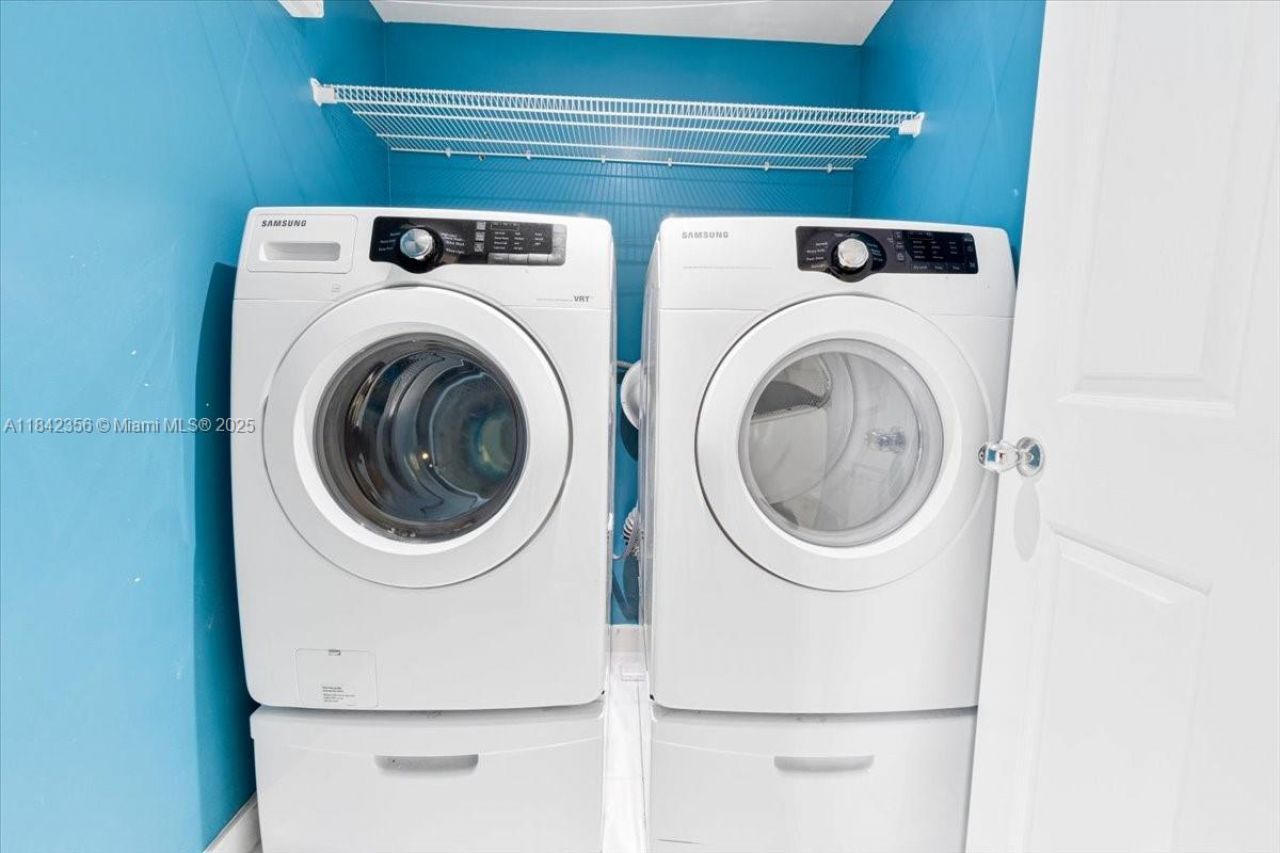 3500 Mystic Pointe Dr, Unit 2101, Aventura, FL 33180 Photo