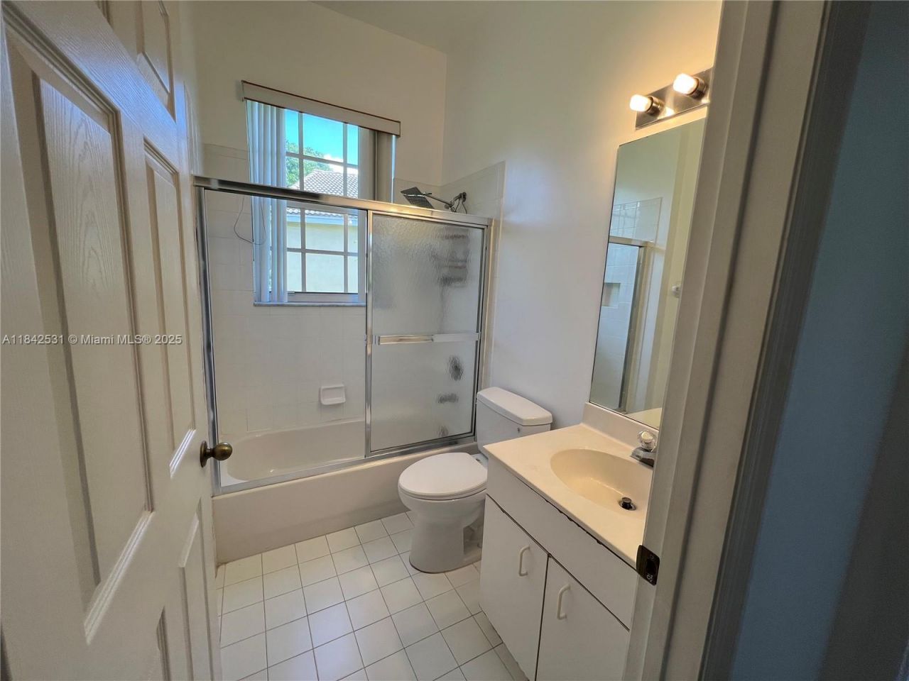 2130 NW 166th Ave, Pembroke Pines, FL 33028 Photo