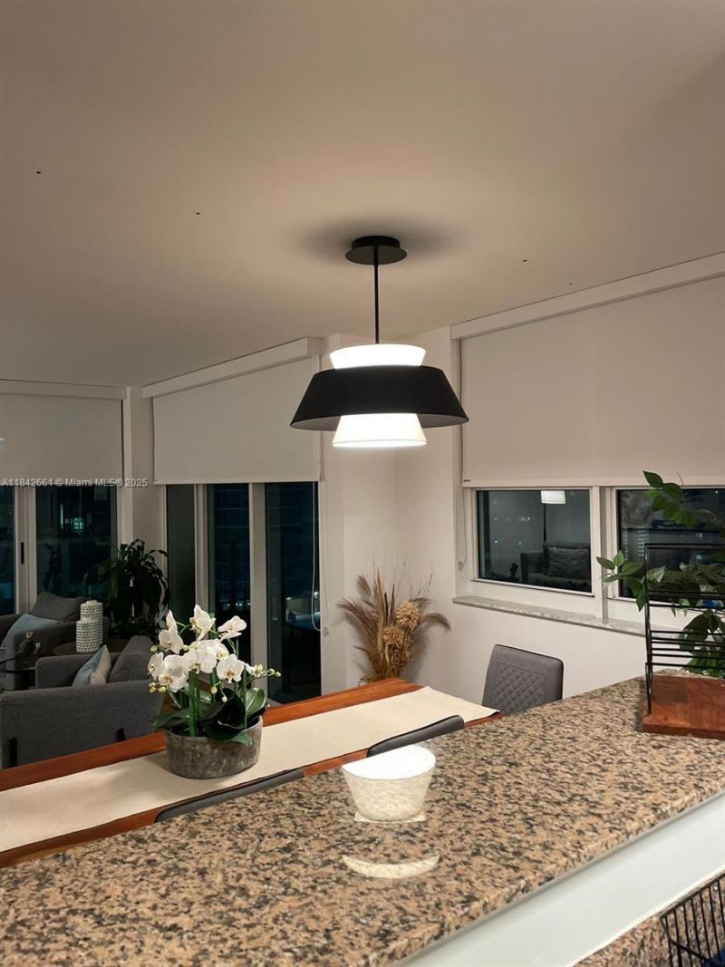 1155 Brickell Bay Dr, Unit 2802, Miami, FL 33131 Photo