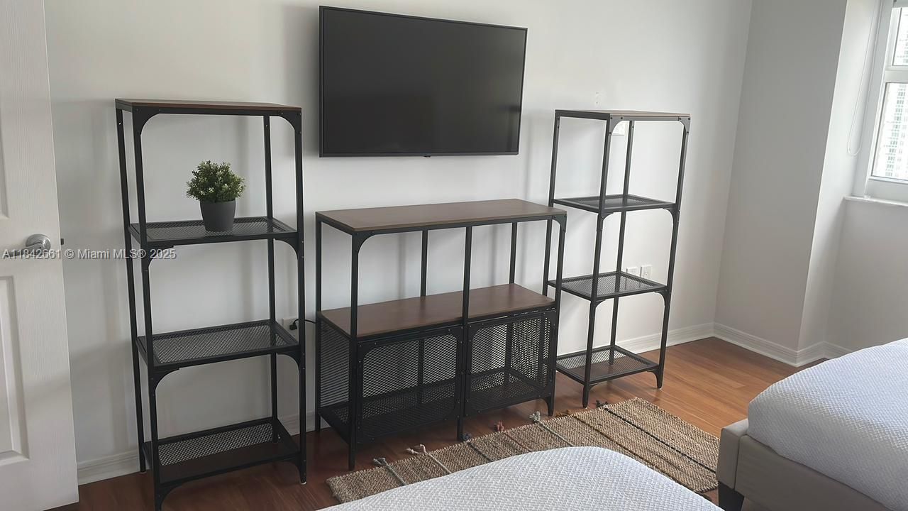 1155 Brickell Bay Dr, Unit 2802, Miami, FL 33131 Photo