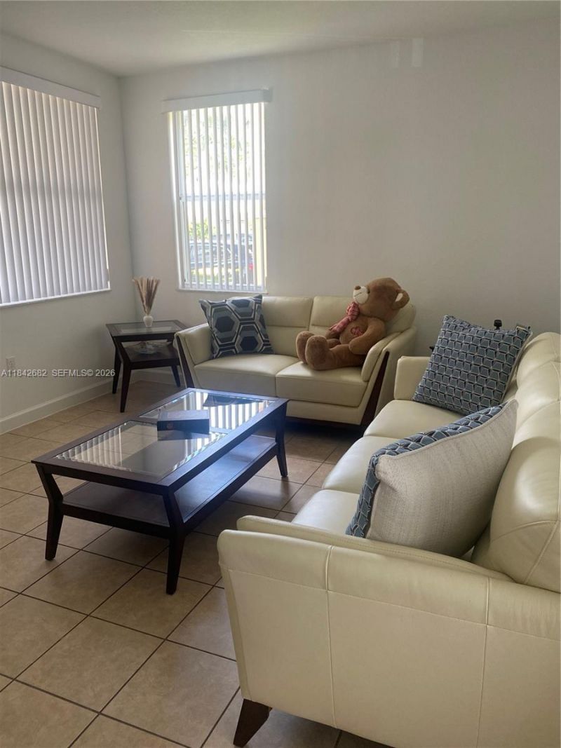 991 NE 42nd Ave, Homestead, FL 33033 Photo
