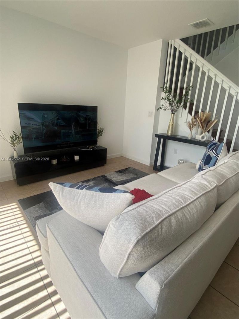 991 NE 42nd Ave, Homestead, FL 33033 Photo