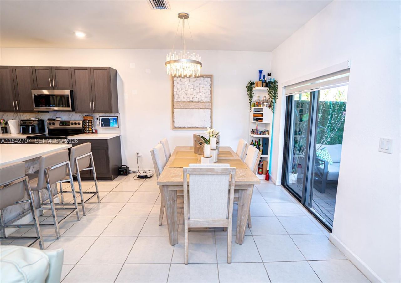 10118 SW 231st Ln, Miami, FL 33190 Photo