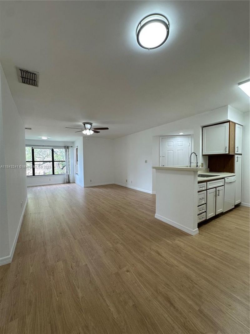 2846 S University Dr, Unit 4202, Davie, FL 33328 Photo