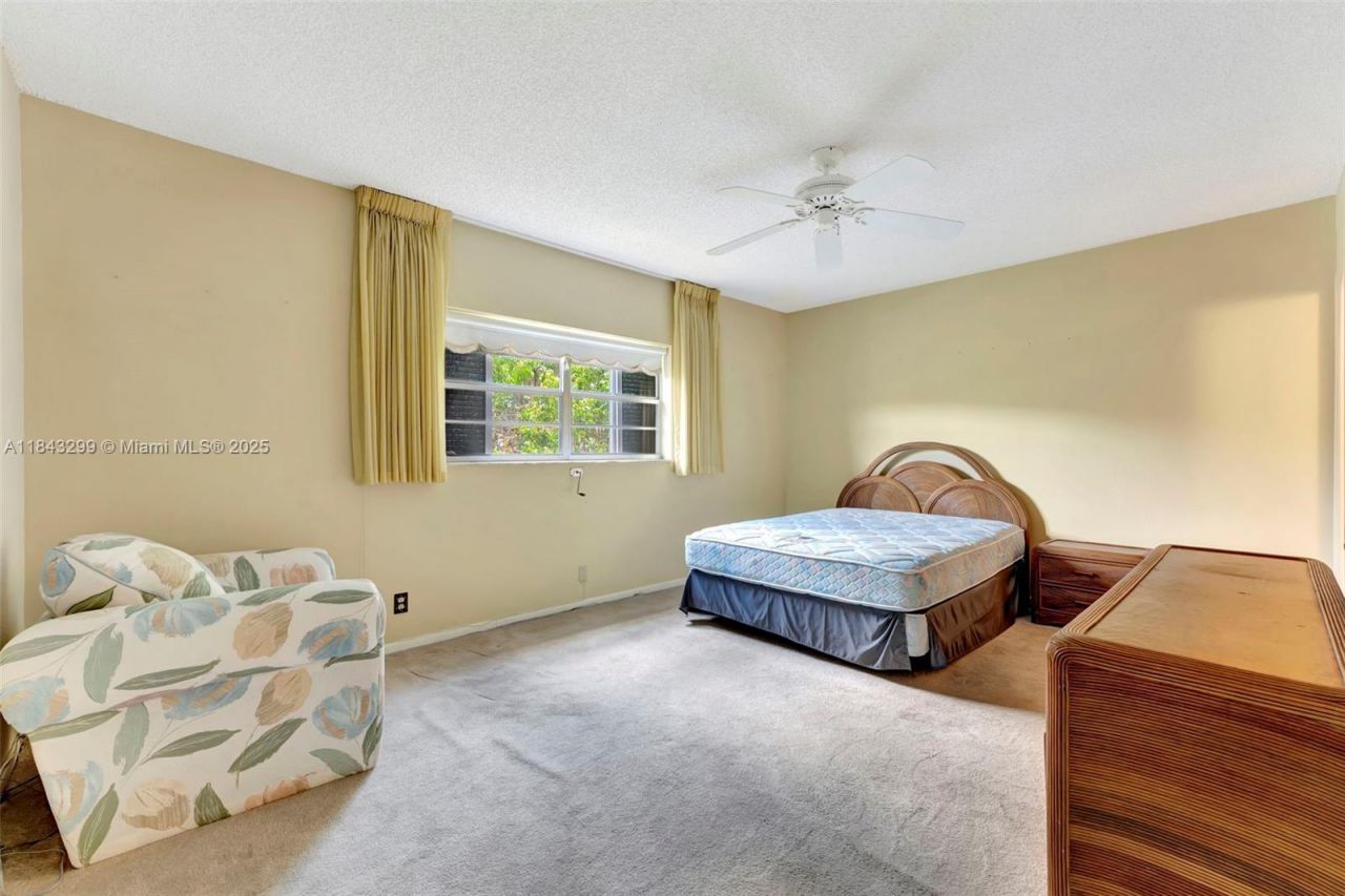 6751 Cypress Rd, Unit 306, Plantation, FL 33317 Photo