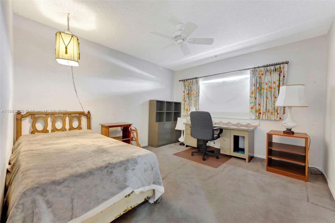 6751 Cypress Rd, Unit 306, Plantation, FL 33317 Photo