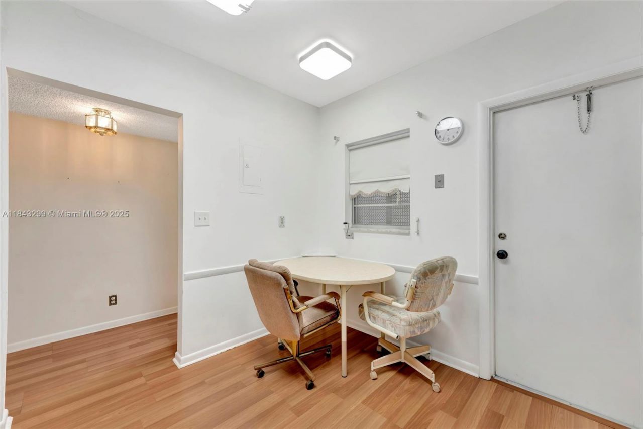 6751 Cypress Rd, Unit 306, Plantation, FL 33317 Photo