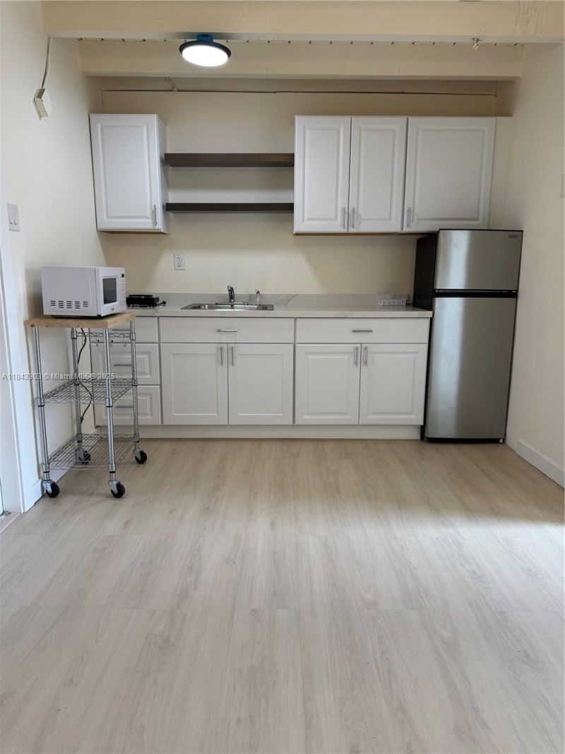 630 SW 62nd Ct, Unit 2, Miami, FL 33144 Photo