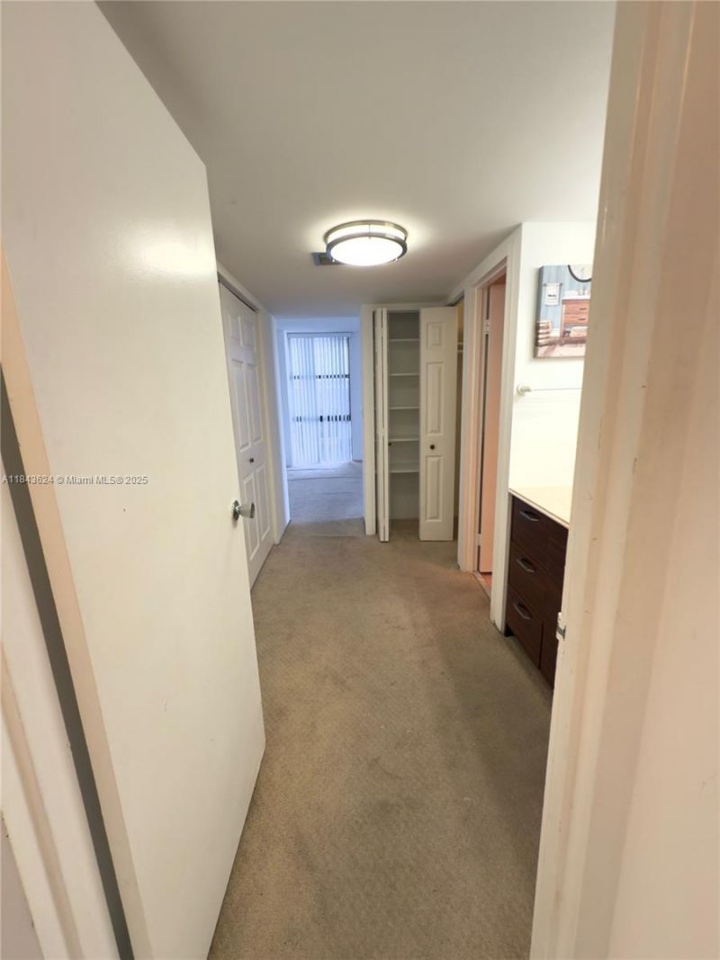 3675 N Country Club Dr, Unit 109, Aventura, FL 33180 Photo