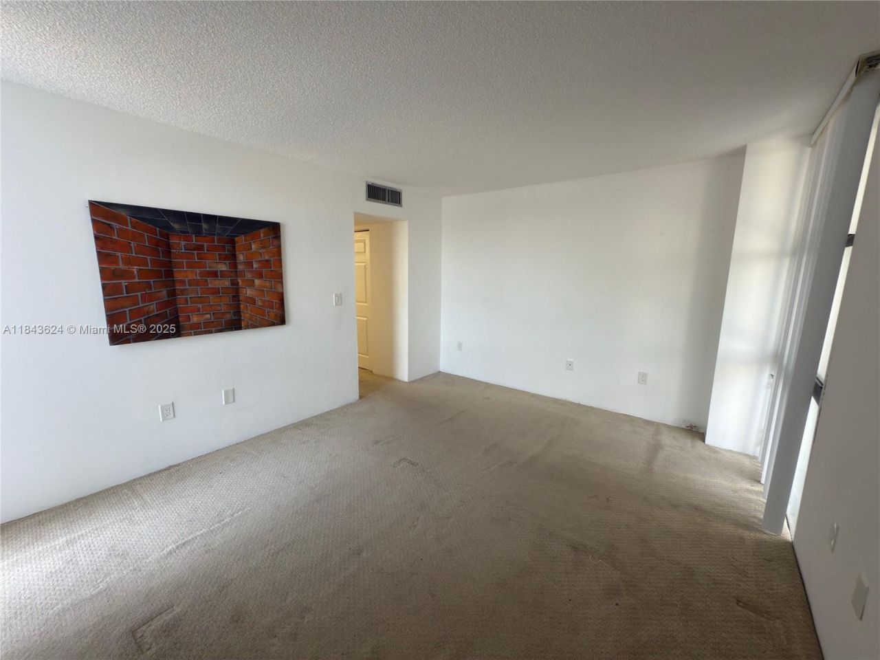 3675 N Country Club Dr, Unit 109, Aventura, FL 33180 Photo