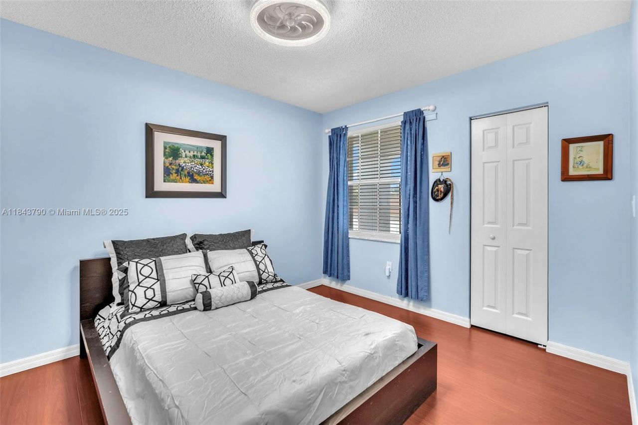 2885 SW 176th Ter, Miramar, FL 33029 Photo