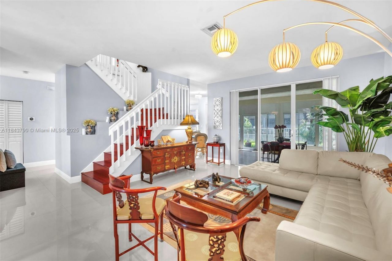 2885 SW 176th Ter, Miramar, FL 33029 Photo