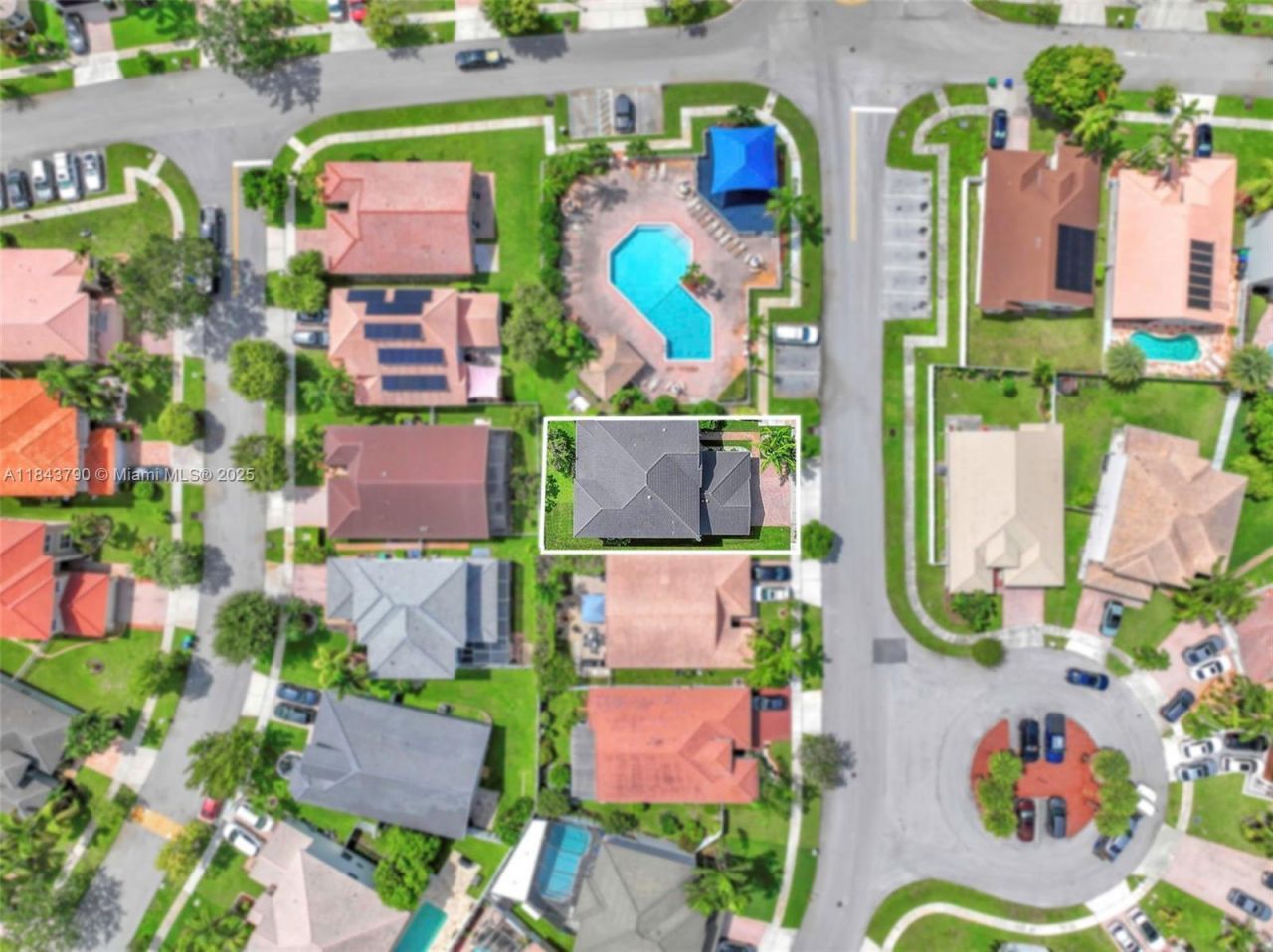 2885 SW 176th Ter, Miramar, FL 33029 Photo