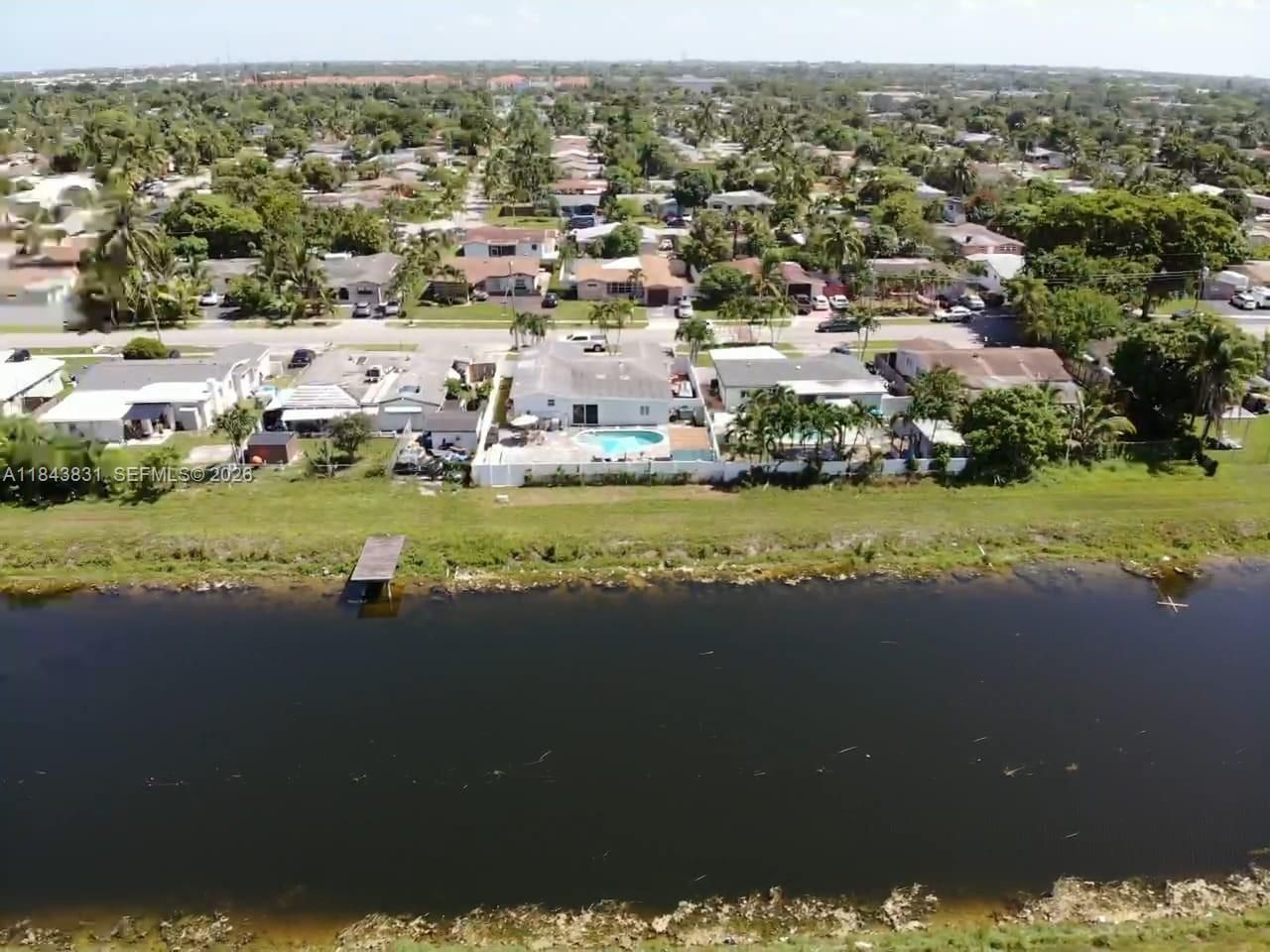 3617 NW 37th St, Lauderdale Lakes, FL 33309 Photo