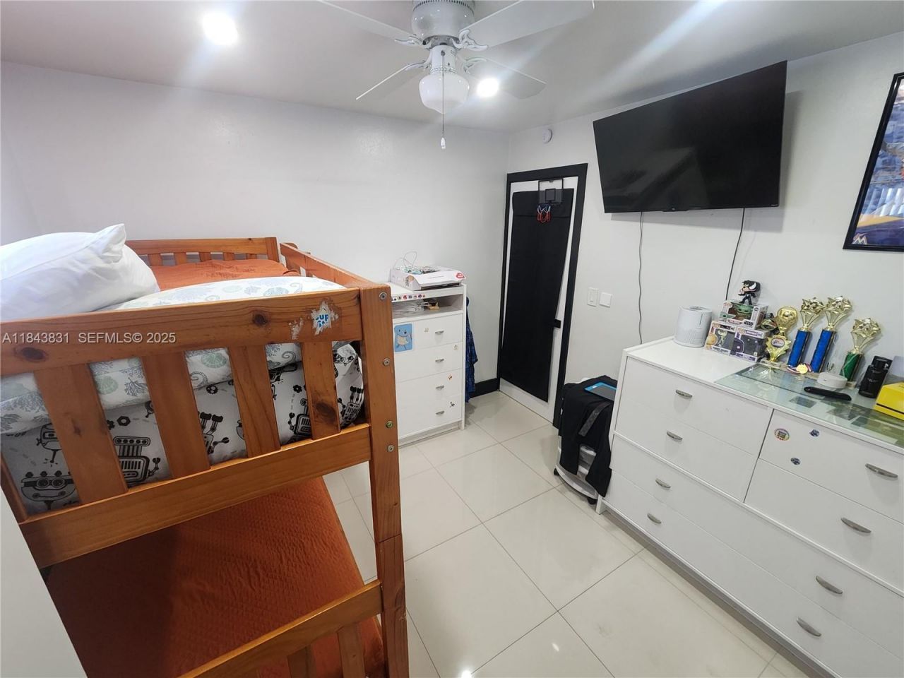 3617 NW 37th St, Lauderdale Lakes, FL 33309 Photo