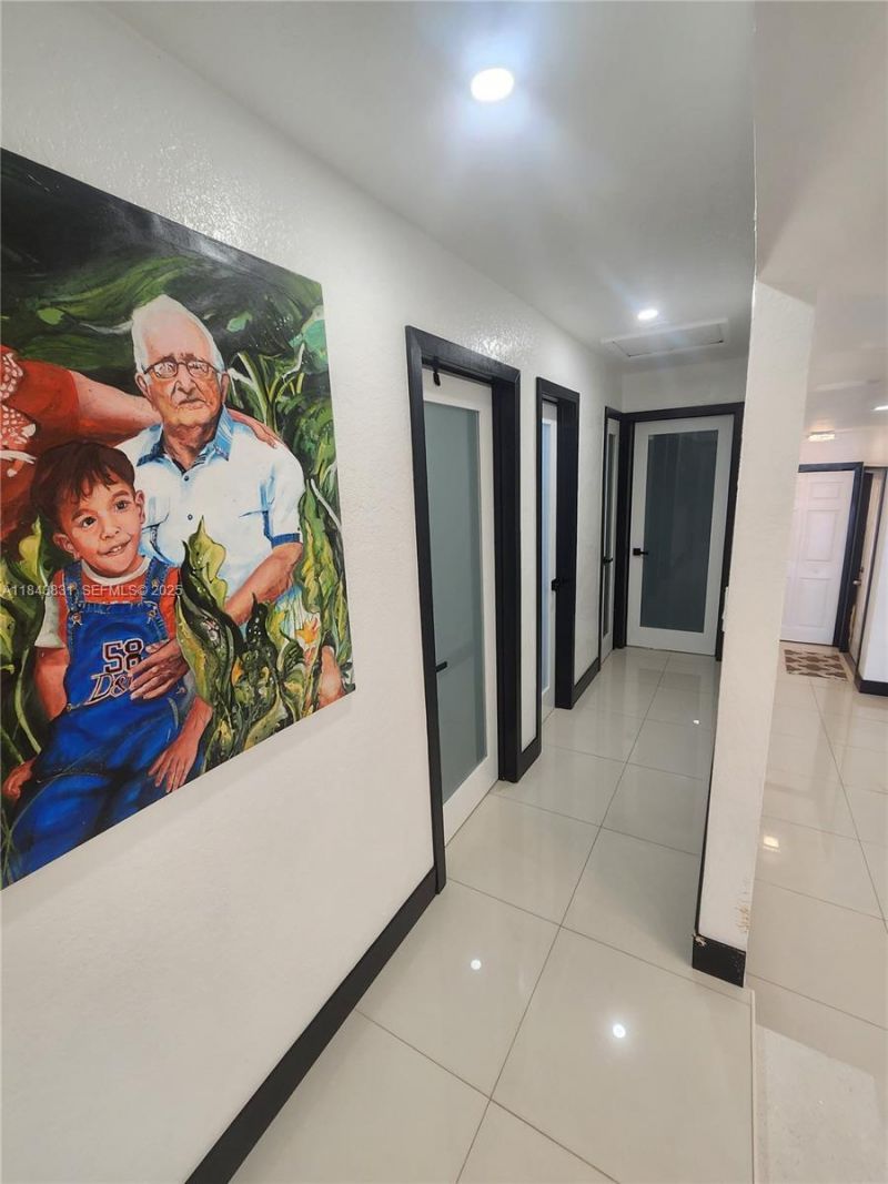 3617 NW 37th St, Lauderdale Lakes, FL 33309 Photo