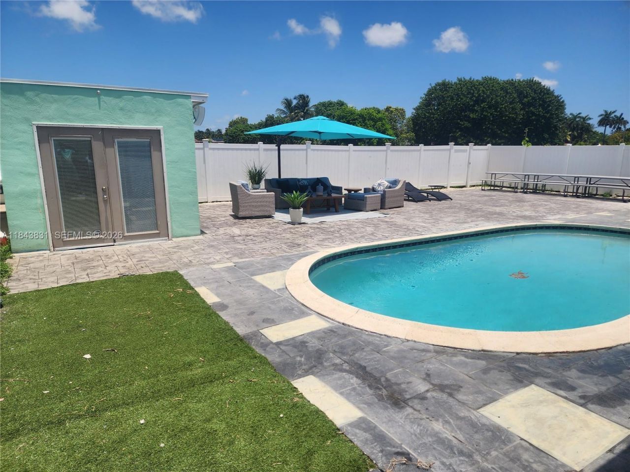 3617 NW 37th St, Lauderdale Lakes, FL 33309 Photo