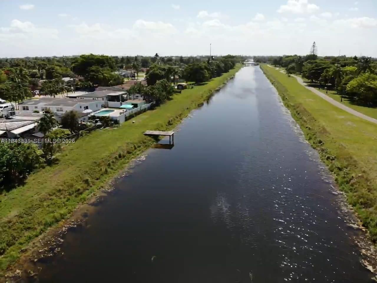 3617 NW 37th St, Lauderdale Lakes, FL 33309 Photo