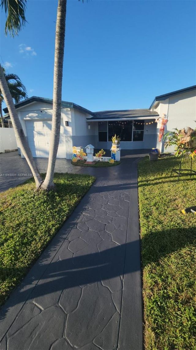 3617 NW 37th St, Lauderdale Lakes, FL 33309 Photo