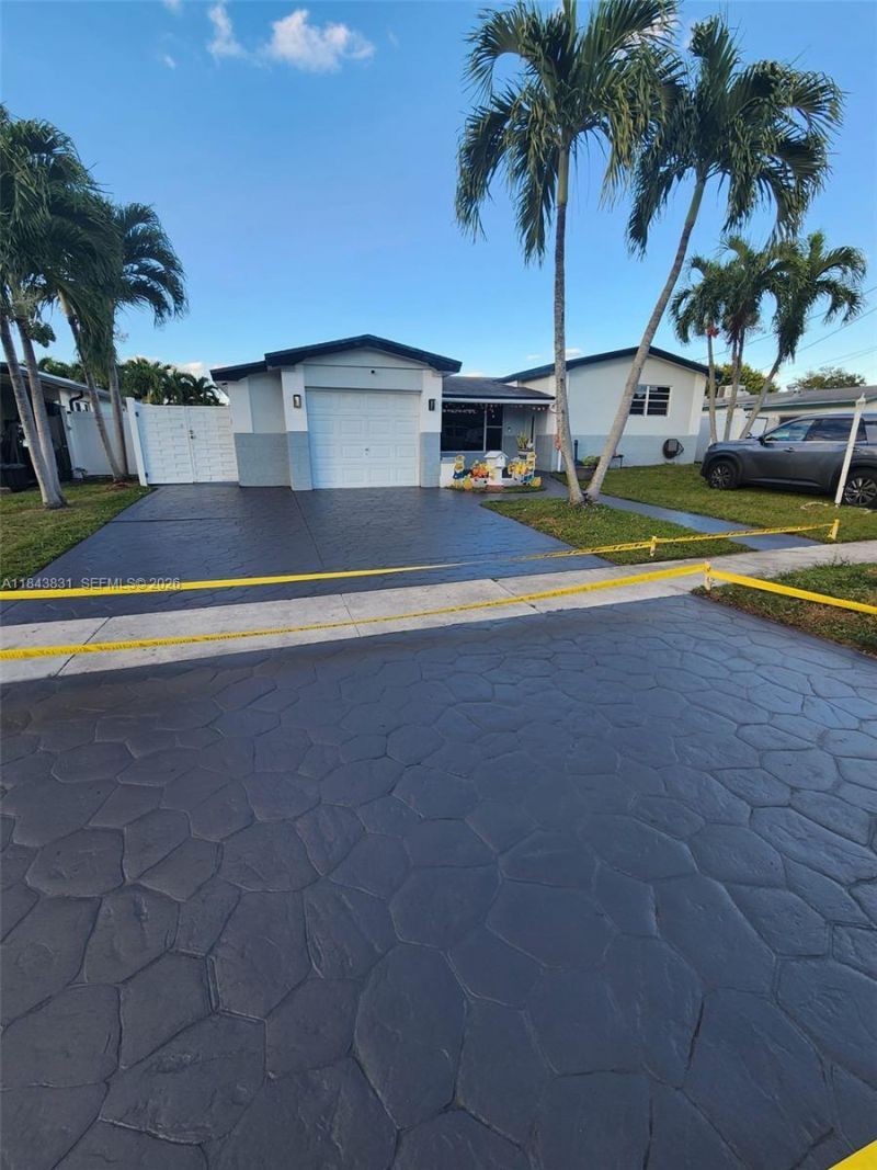 3617 NW 37th St, Lauderdale Lakes, FL 33309 Photo