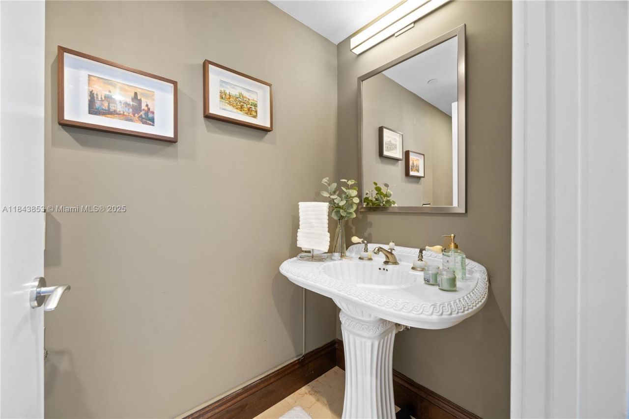 17001 Collins Ave, Unit 3005, Sunny Isles Beach, FL 33160 Photo