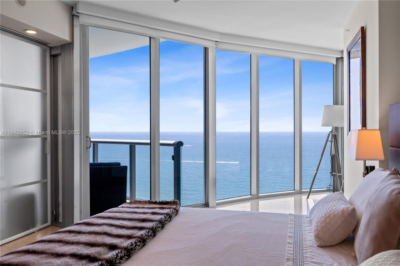 17001 Collins Ave, Unit 3005, Sunny Isles Beach, FL 33160 Photo