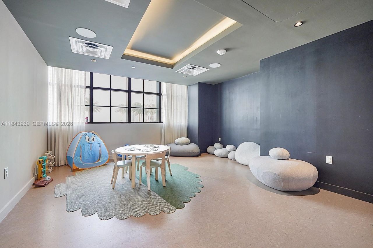 159 NE 6th St, Unit 2903, Miami, FL 33132 Photo