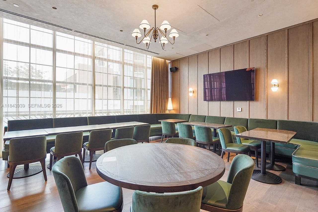 159 NE 6th St, Unit 2903, Miami, FL 33132 Photo