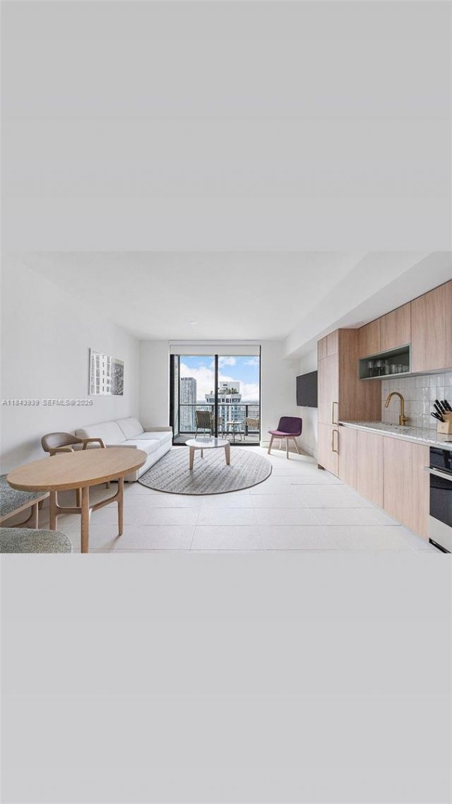 159 NE 6th St, Unit 2903, Miami, FL 33132 Photo