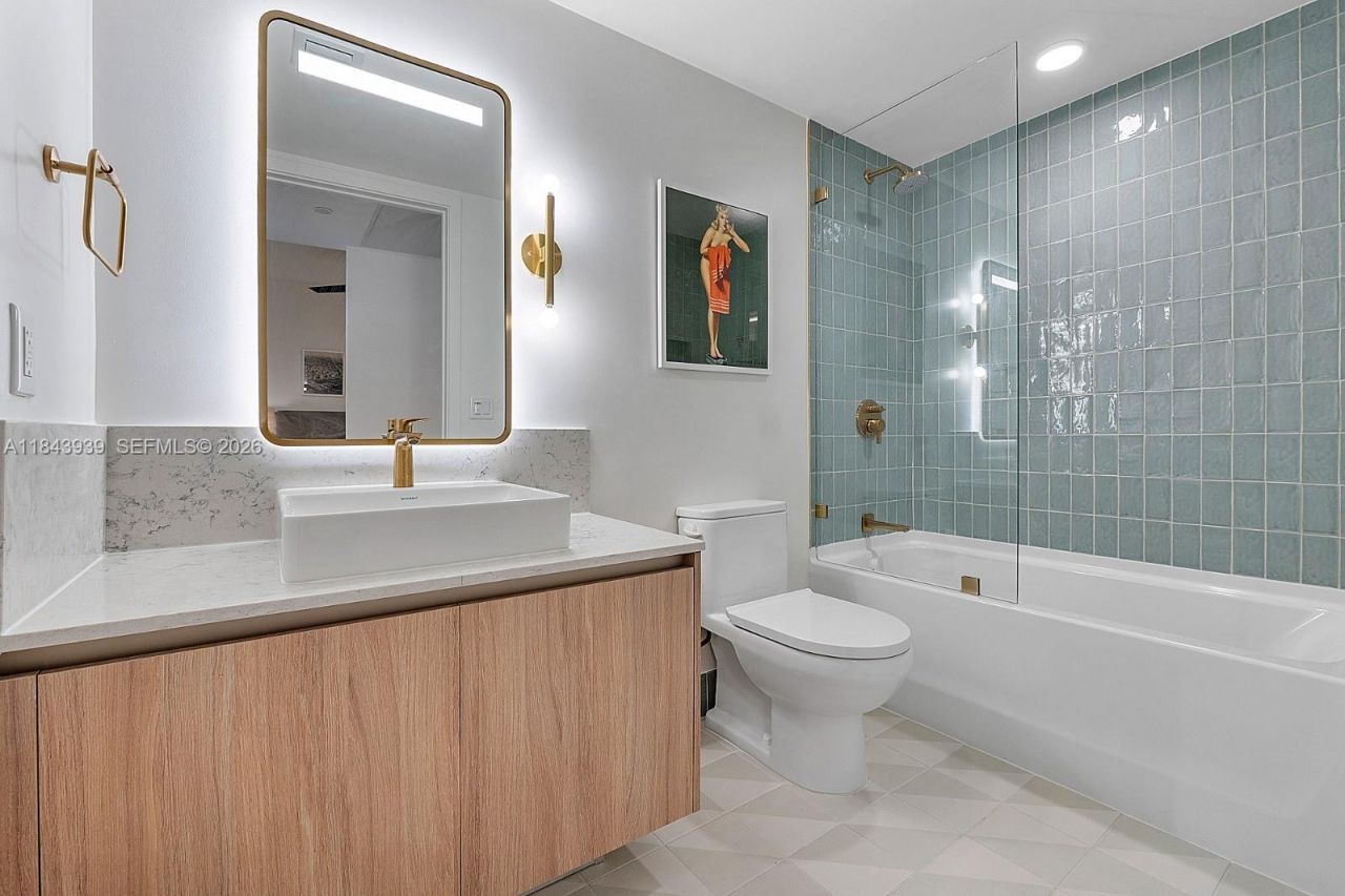 159 NE 6th St, Unit 2903, Miami, FL 33132 Photo